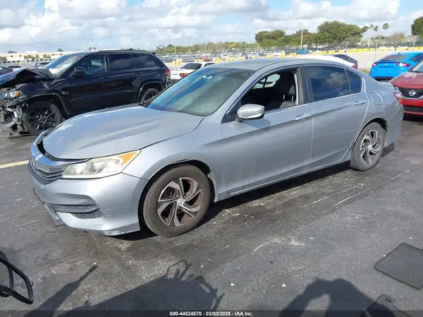 1HGCR2F32HA237337 2017 HONDA ACCORD - Image 2