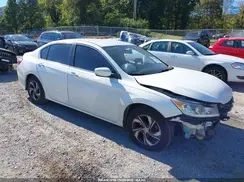1HGCR2F32HA238603 2017 HONDA ACCORD
