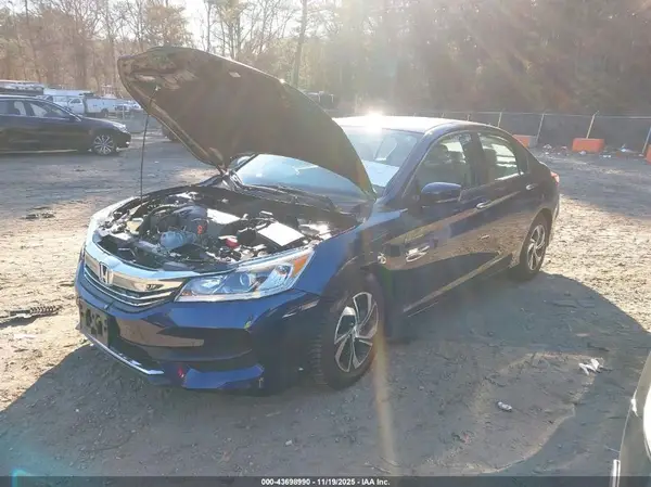 1HGCR2F32HA246281 2017 HONDA ACCORD - Image 2