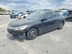 1HGCR2F32HA258480 2017 HONDA ACCORD