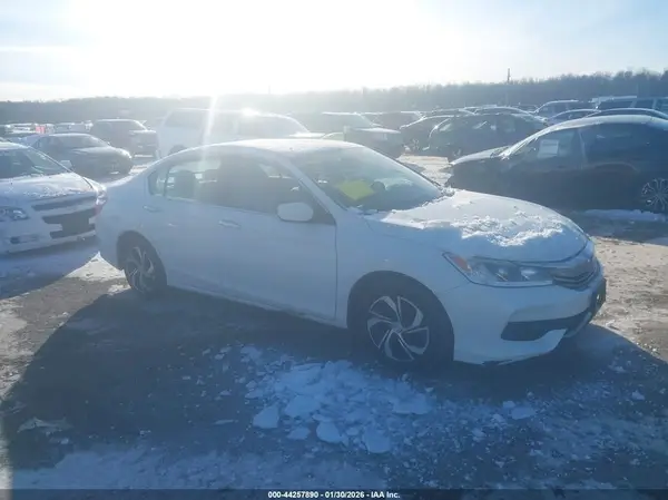 1HGCR2F32HA261346 2017 HONDA ACCORD - Image 1