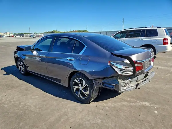 1HGCR2F32HA261878 2017 HONDA ACCORD - Image 2