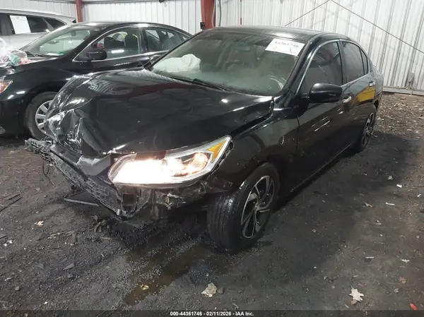 1HGCR2F32HA263386 2017 HONDA ACCORD - Image 2