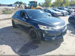 1HGCR2F32HA272038 2017 HONDA ACCORD