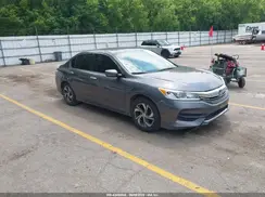 1HGCR2F32HA275408 2017 HONDA ACCORD