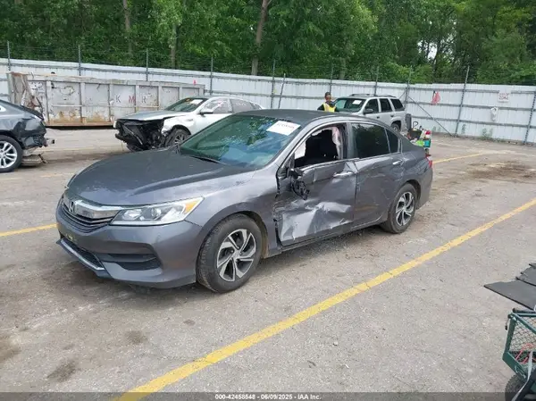 1HGCR2F32HA275408 2017 HONDA ACCORD - Image 2
