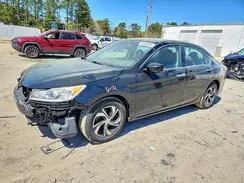 1HGCR2F32HA285758 2017 HONDA ACCORD