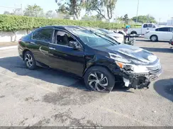 1HGCR2F32HA288577 2017 HONDA ACCORD