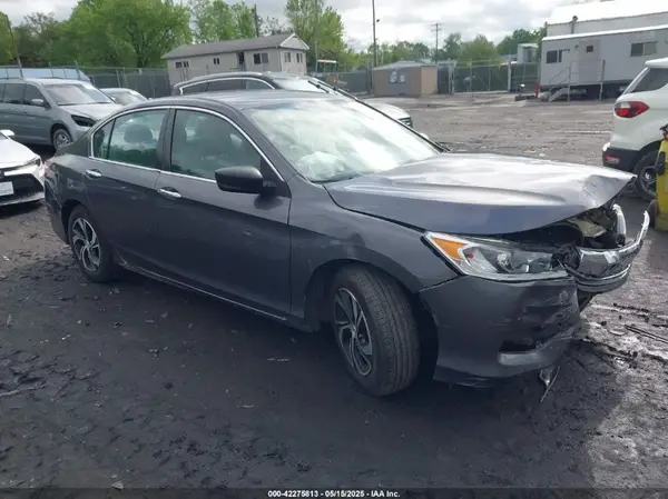 1HGCR2F32HA307919 2017 HONDA ACCORD - Image 1