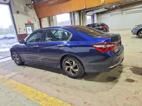 1HGCR2F33GA010270 2016 HONDA ACCORD - Image 2