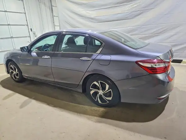 1HGCR2F33GA026677 2016 HONDA ACCORD - Image 2