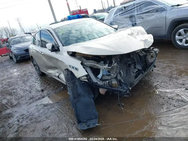 1HGCR2F33GA054138 2016 HONDA ACCORD - Image 1