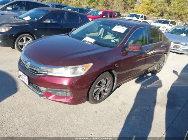 1HGCR2F33GA078665 2016 HONDA ACCORD - Image 2