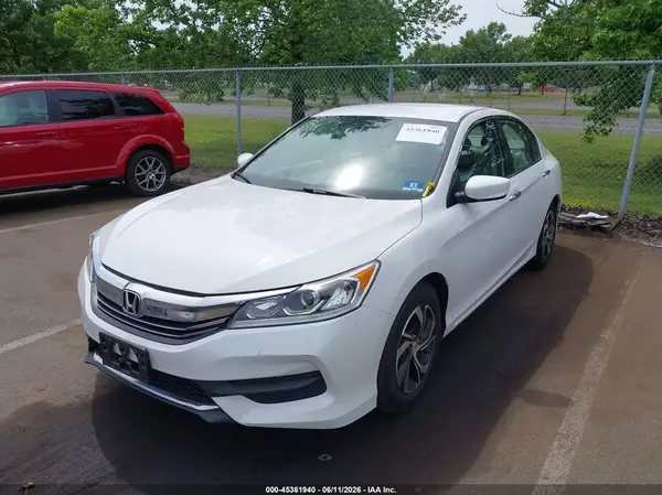 1HGCR2F33GA139383 2016 HONDA ACCORD - Image 2