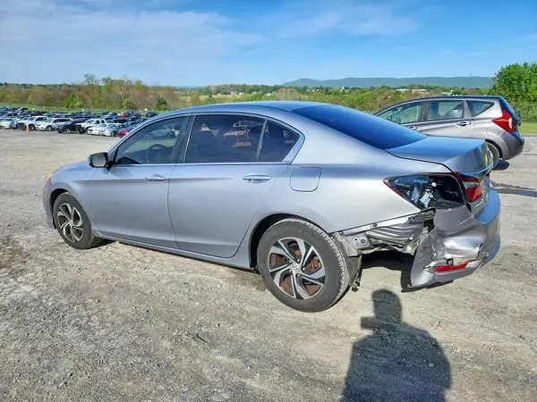 1HGCR2F33GA142395 2016 HONDA ACCORD - Image 2