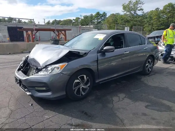 1HGCR2F33GA155650 2016 HONDA ACCORD - Image 2