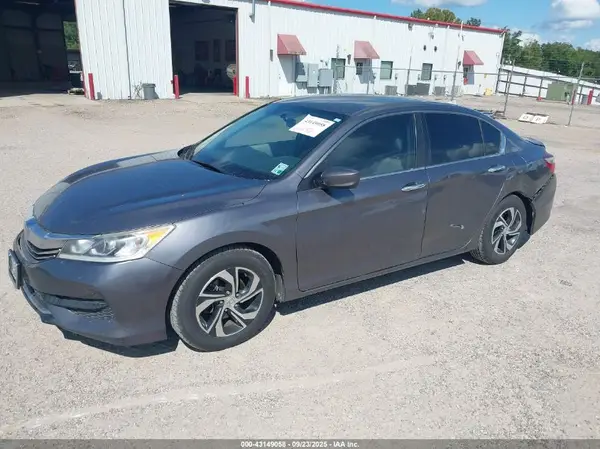 1HGCR2F33GA176868 2016 HONDA ACCORD - Image 2