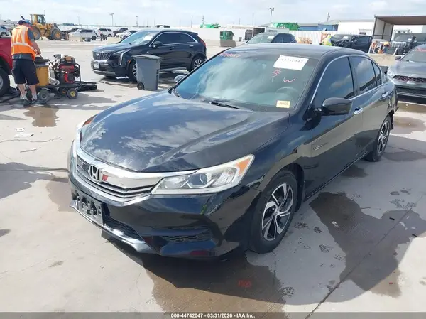 1HGCR2F33GA234235 2016 HONDA ACCORD - Image 2