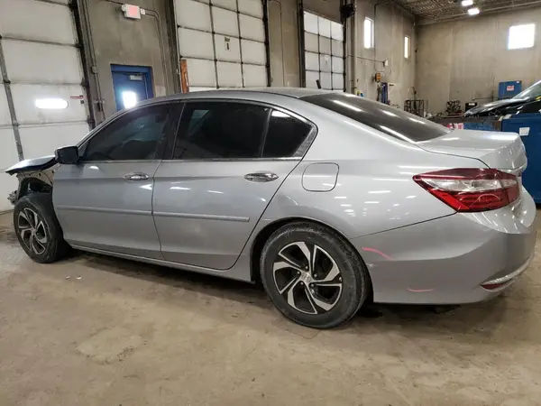 1HGCR2F33HA015549 2017 HONDA ACCORD - Image 2
