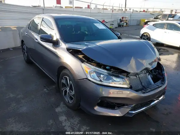 1HGCR2F33HA023604 2017 HONDA ACCORD - Image 1