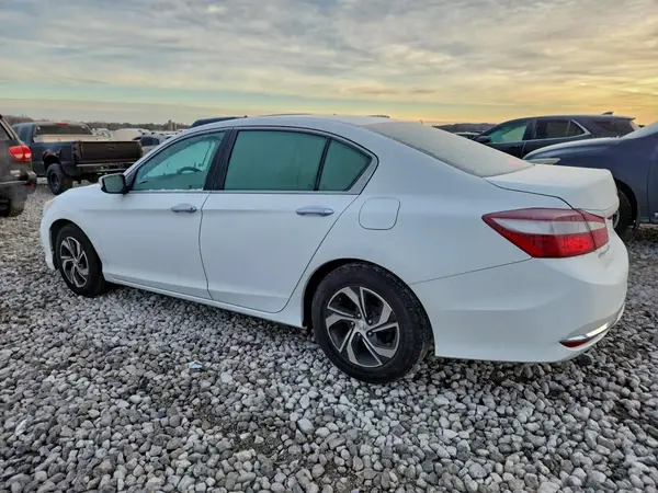 1HGCR2F33HA046395 2017 HONDA ACCORD - Image 2