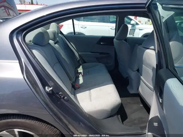 1HGCR2F33HA054318 2017 HONDA ACCORD - Image 8