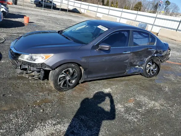 1HGCR2F33HA062791 2017 HONDA ACCORD - Image 1