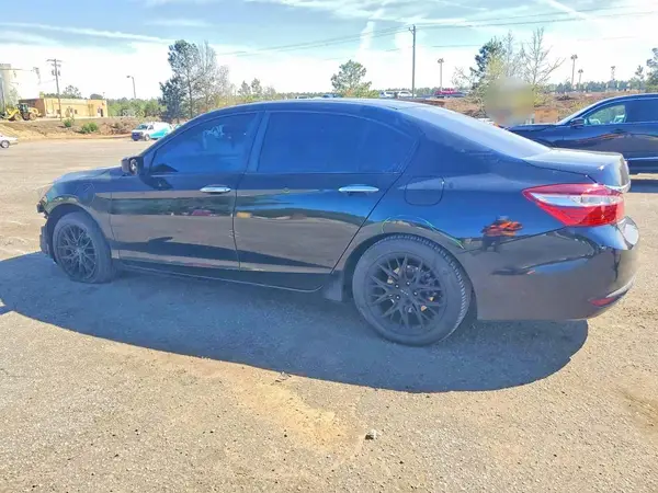 1HGCR2F33HA081762 2017 HONDA ACCORD - Image 2