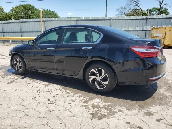 1HGCR2F33HA084838 2017 HONDA ACCORD - Image 2