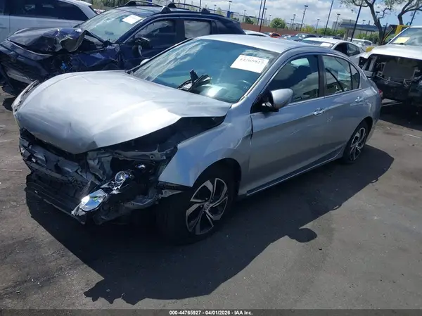 1HGCR2F33HA113447 2017 HONDA ACCORD - Image 2