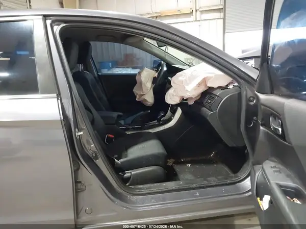 1HGCR2F33HA121547 2017 HONDA ACCORD - Image 2