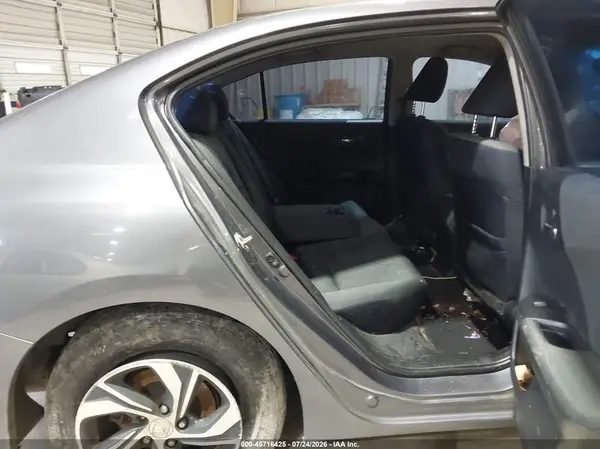 1HGCR2F33HA121547 2017 HONDA ACCORD - Image 4
