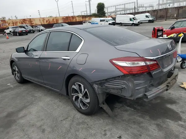 1HGCR2F33HA128983 2017 HONDA ACCORD - Image 2
