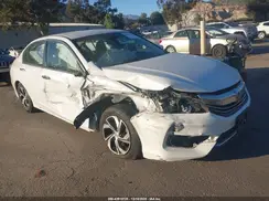 1HGCR2F33HA135710 2017 HONDA ACCORD