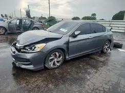 1HGCR2F33HA137067 2017 HONDA ACCORD