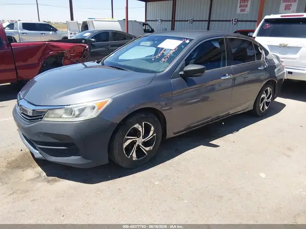 1HGCR2F33HA139501 2017 HONDA ACCORD - Image 2