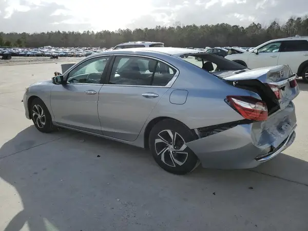 1HGCR2F33HA141930 2017 HONDA ACCORD - Image 2