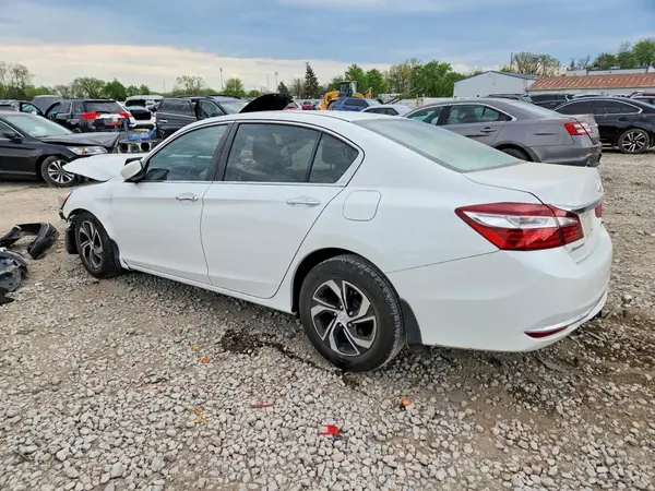 1HGCR2F33HA145363 2017 HONDA ACCORD - Image 2