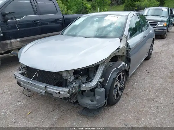 1HGCR2F33HA153138 2017 HONDA ACCORD - Image 2