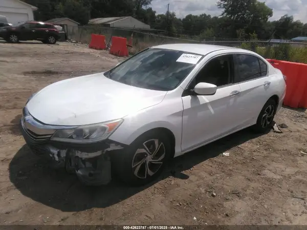 1HGCR2F33HA160655 2017 HONDA ACCORD - Image 2