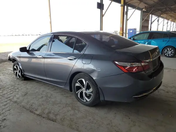 1HGCR2F33HA166570 2017 HONDA ACCORD - Image 2