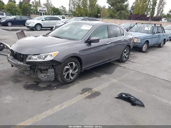 1HGCR2F33HA172918 2017 HONDA ACCORD - Image 2