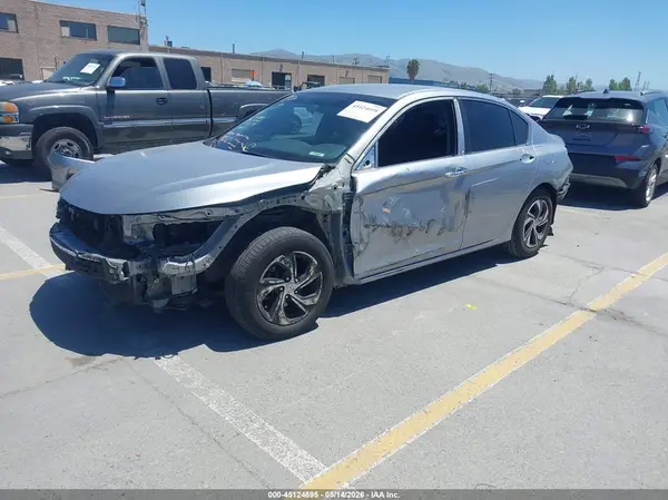 1HGCR2F33HA179982 2017 HONDA ACCORD - Image 2