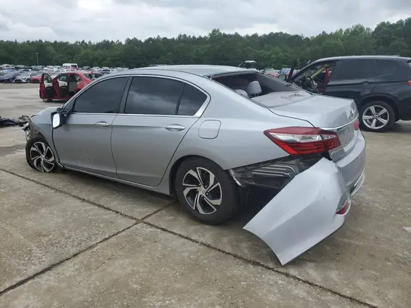 1HGCR2F33HA187578 2017 HONDA ACCORD - Image 2
