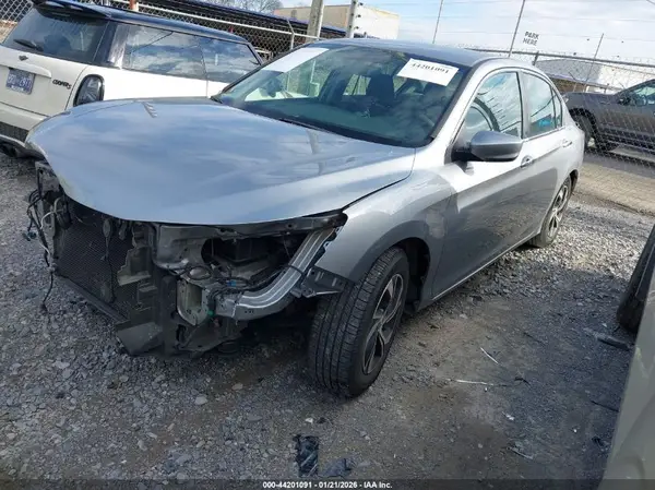 1HGCR2F33HA188634 2017 HONDA ACCORD - Image 2