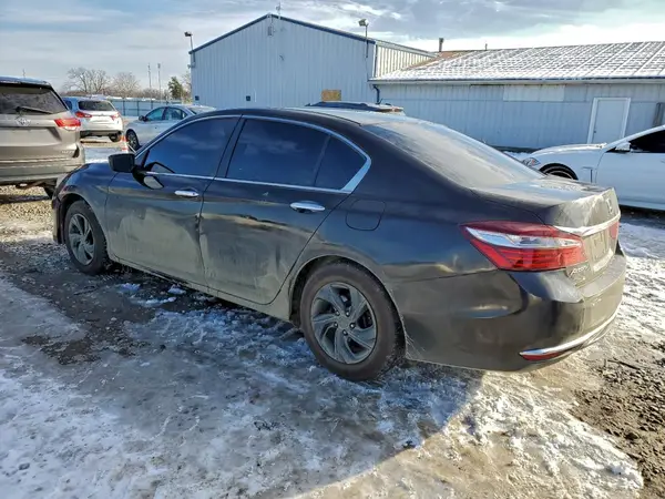 1HGCR2F33HA193087 2017 HONDA ACCORD - Image 2