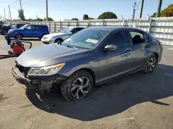 1HGCR2F33HA197074 2017 HONDA ACCORD