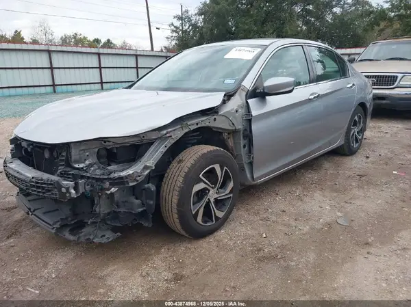 1HGCR2F33HA201169 2017 HONDA ACCORD - Image 2
