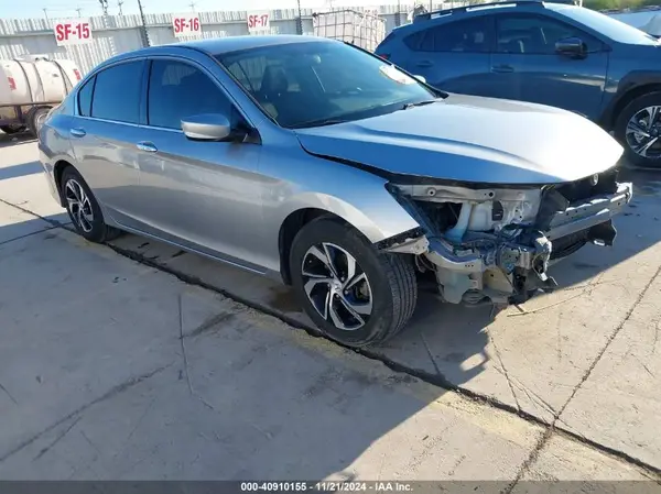1HGCR2F33HA215203 2017 HONDA ACCORD - Image 1