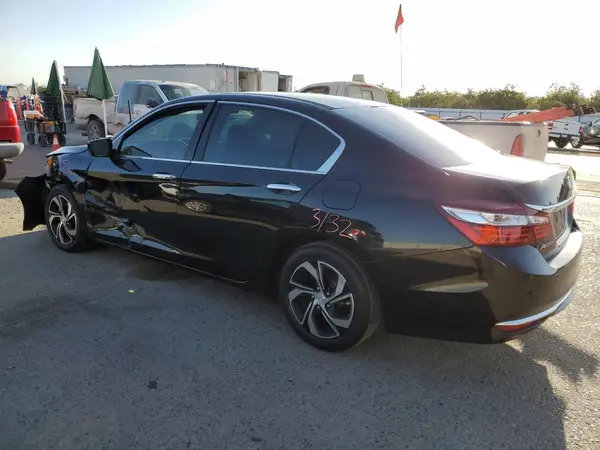 1HGCR2F33HA216366 2017 HONDA ACCORD - Image 2